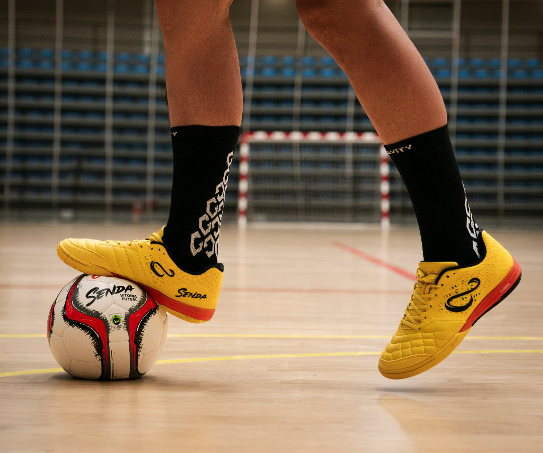 Senda Ushuaia Pro 2.0 Futsal Shoe - yellow